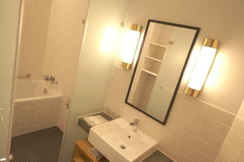 Just Sleep - Sanchong Hotel Taipei Exterior photo